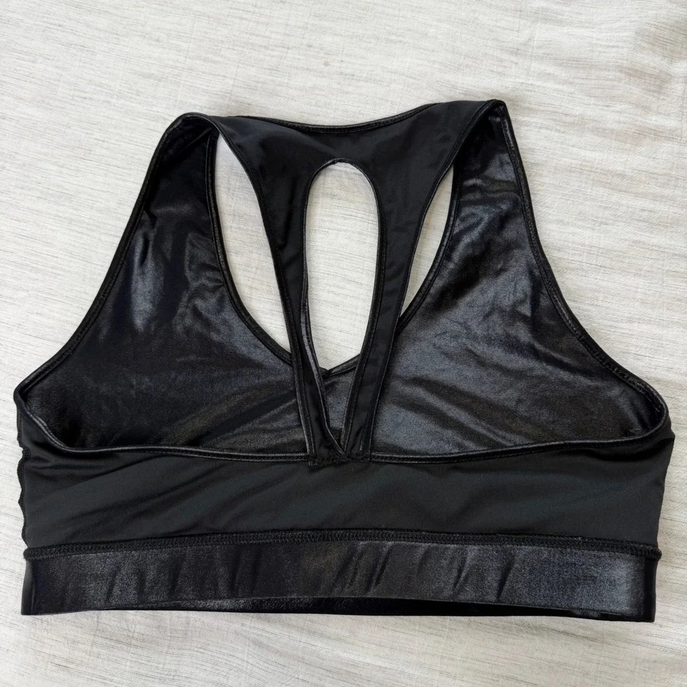 Carbon38 sports bra